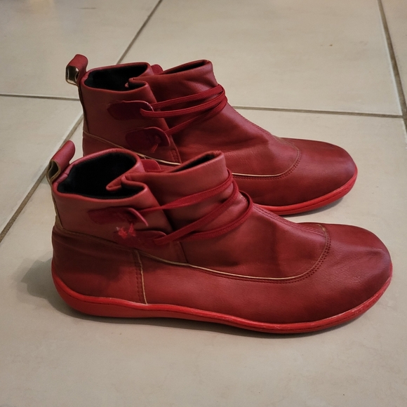 Waterproof Bootie - Picture 2 of 5